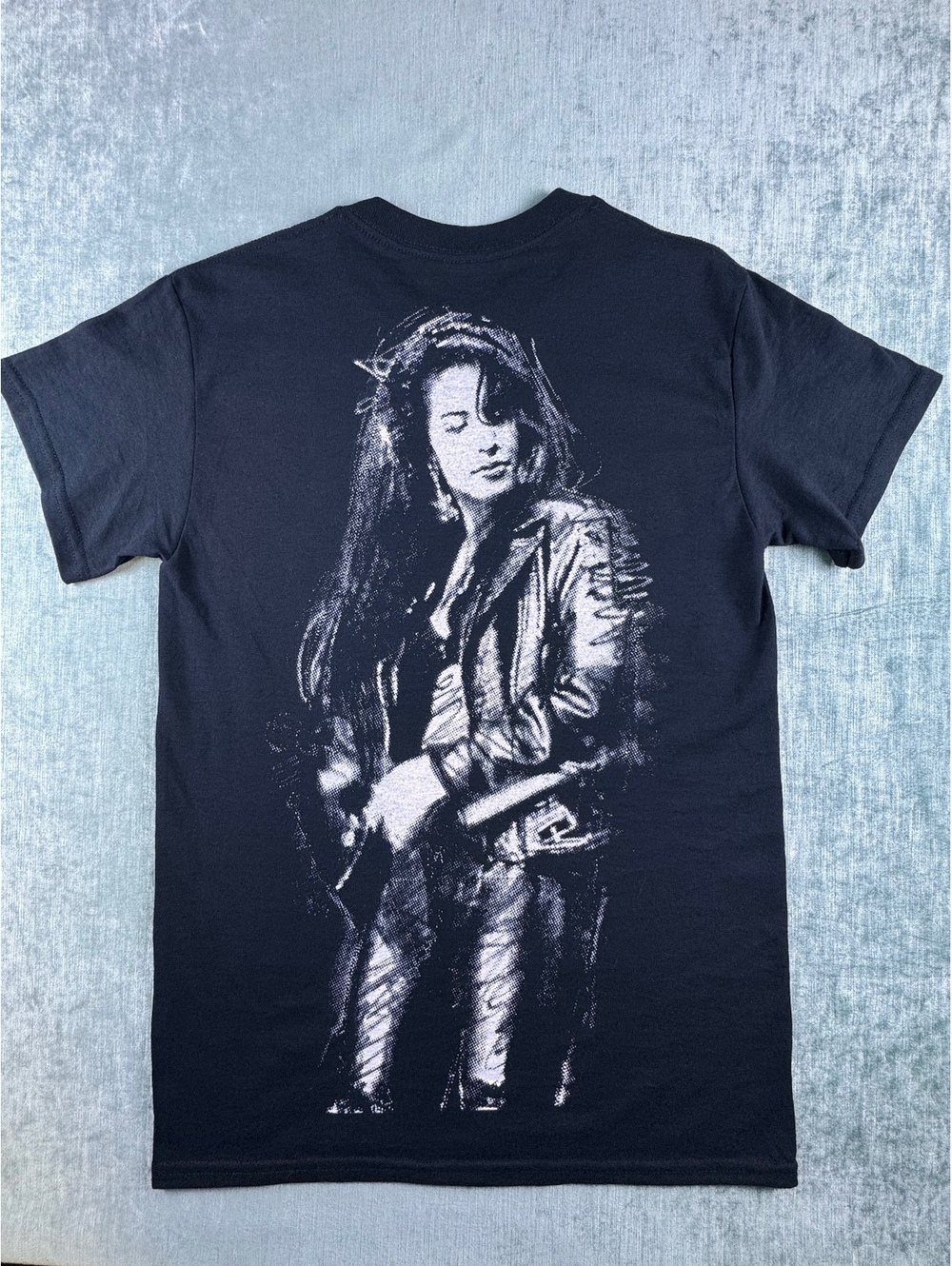 Selena Quintanilla 2015 Q Productions Shirt Small Nwot